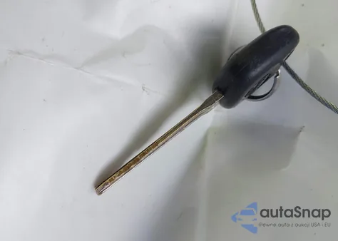 2011 Toyota Corolla Le из США, поврежденный, VIN JTDBU4EE0B9161102